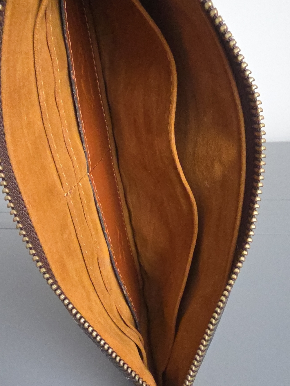 PATRICIA NASH Bird of Paradise Collection Orange Wristlet Clutch - Picture 9 of 9